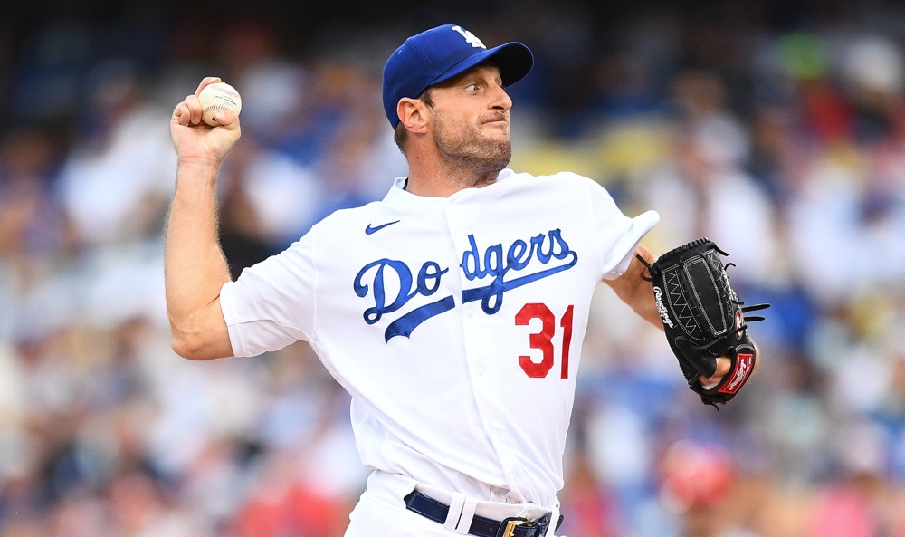 Which Players Have High Injury Risk in 2022? (Bill James Handbook Excerpt)