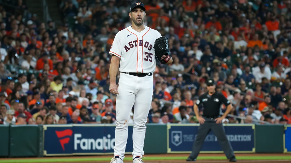 Justin Verlander owes his defense a thank you (again)