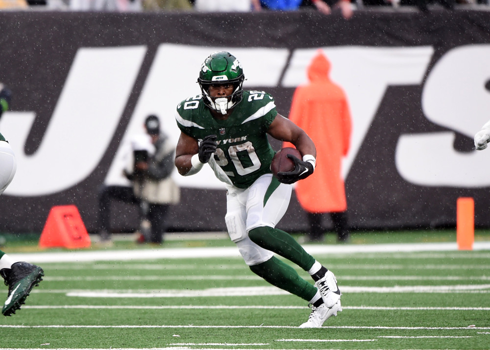 Week 16 Parlay Picks – Breece Hall, the Browns, and Jake Browning