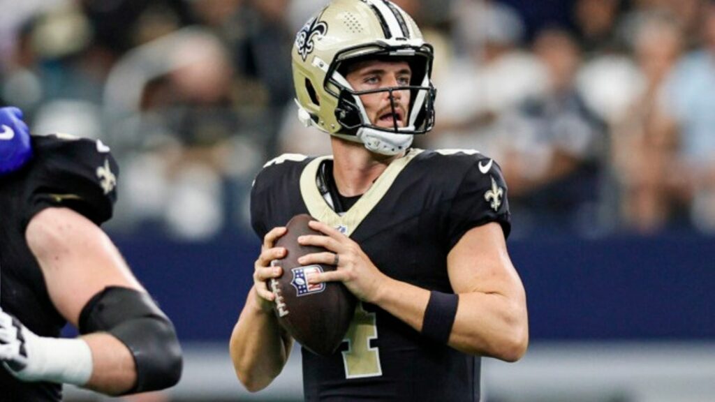 On Derek Carr and Creating a Quarterback Ranking System