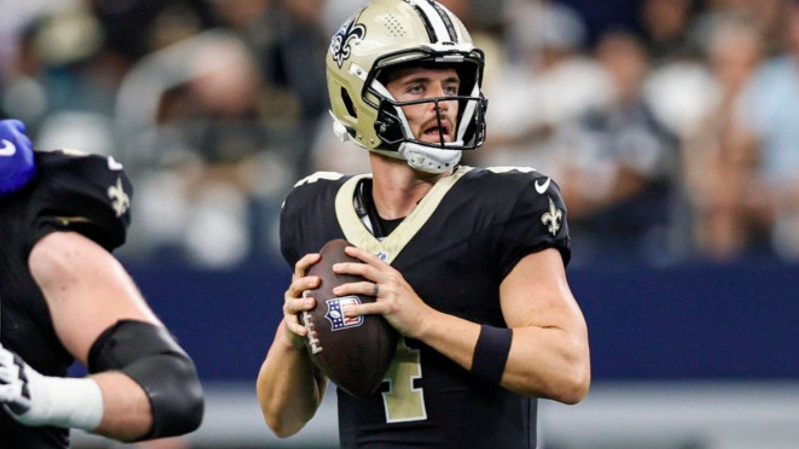 On Derek Carr and Creating a Quarterback Ranking System