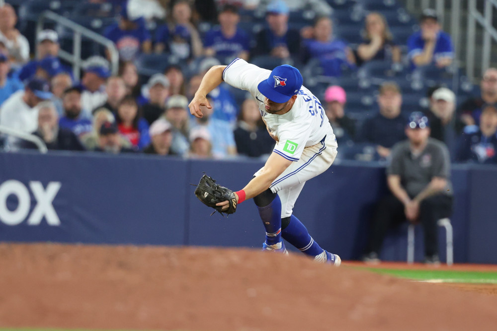 Up For Grabs: Who’s Going to Be The Overall Defensive Runs Saved Leader?